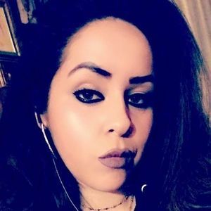 Meet your Posher, Faith s.